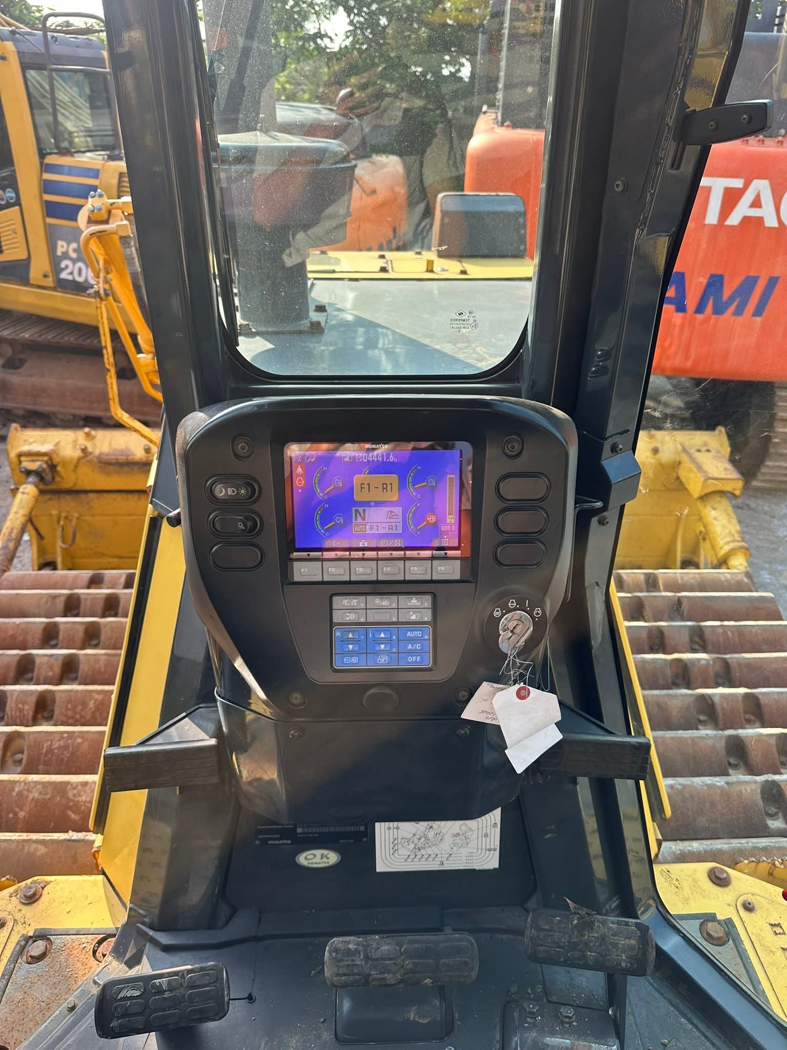 Bán máy ủi D65XP đời cao